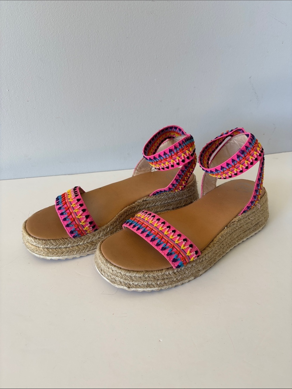 Wonder Nation Pink Woven Espadrille Platform Sandals Sz 4Y / Women's 6
